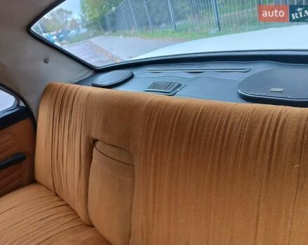 Білий ГАЗ 24 Волга, об'ємом двигуна 2.4 л та пробігом 100 тис. км за 962 $, фото 12 на Automoto.ua