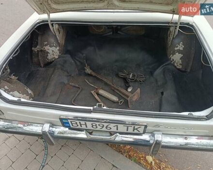 Білий ГАЗ 24 Волга, об'ємом двигуна 2.4 л та пробігом 100 тис. км за 962 $, фото 5 на Automoto.ua