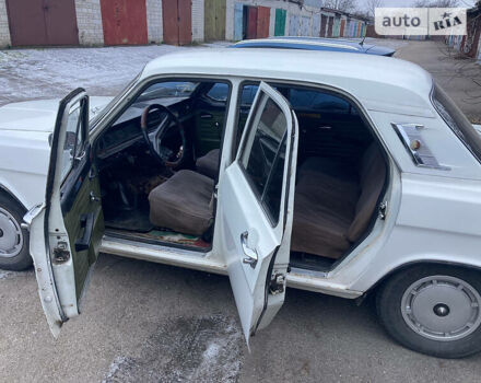 Белый ГАЗ 24 Волга, объемом двигателя 2.5 л и пробегом 150 тыс. км за 1000 $, фото 10 на Automoto.ua