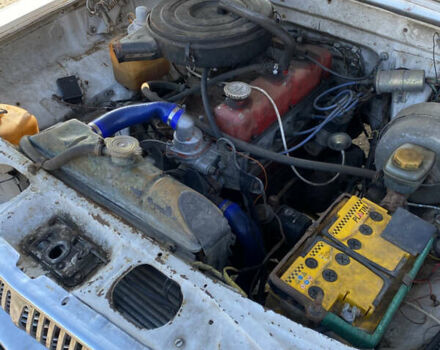 Белый ГАЗ 24 Волга, объемом двигателя 2.4 л и пробегом 164 тыс. км за 820 $, фото 7 на Automoto.ua