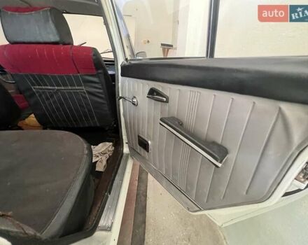 Бежевий ГАЗ 24 Волга, об'ємом двигуна 2.4 л та пробігом 55 тис. км за 1800 $, фото 6 на Automoto.ua