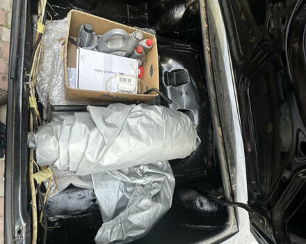 Черный ГАЗ 24 Волга, объемом двигателя 2.4 л и пробегом 1 тыс. км за 2000 $, фото 10 на Automoto.ua