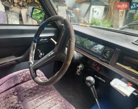 Черный ГАЗ 24 Волга, объемом двигателя 2.4 л и пробегом 280 тыс. км за 550 $, фото 11 на Automoto.ua