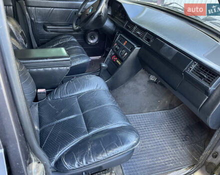Серый ГАЗ 24 Волга, объемом двигателя 3 л и пробегом 224 тыс. км за 1650 $, фото 9 на Automoto.ua