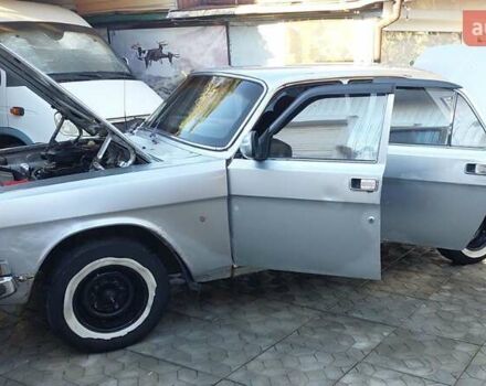 Серый ГАЗ 24 Волга, объемом двигателя 2.45 л и пробегом 500 тыс. км за 1542 $, фото 3 на Automoto.ua
