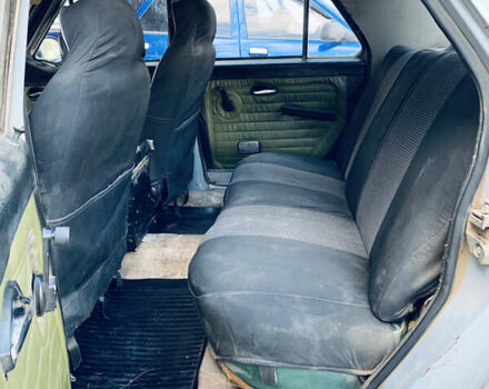 Серый ГАЗ 24 Волга, объемом двигателя 2.5 л и пробегом 400 тыс. км за 450 $, фото 3 на Automoto.ua