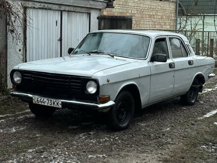 ГАЗ 24 Волга 1971 у Києві на Automoto.ua Сірий ГАЗ 24 Волга, об'ємом двигуна 2.5 л та пробігом 90 тис. км за 570 $, фото 1 на Automoto.ua