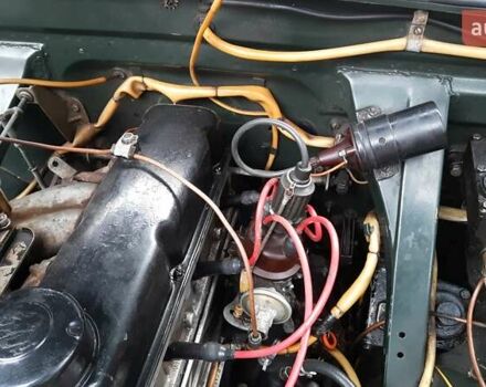 Зелений ГАЗ 24 Волга, об'ємом двигуна 2.4 л та пробігом 110 тис. км за 10000 $, фото 6 на Automoto.ua