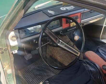 Зелений ГАЗ 24 Волга, об'ємом двигуна 2.4 л та пробігом 63 тис. км за 500 $, фото 3 на Automoto.ua