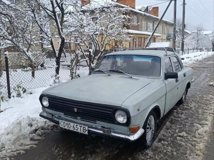 Зеленый ГАЗ 24 Волга, объемом двигателя 2.4 л и пробегом 100 тыс. км за 650 $, фото 1 на Automoto.ua