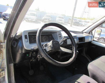 Белый ГАЗ 2705 Газель, объемом двигателя 2.4 л и пробегом 221 тыс. км за 2200 $, фото 5 на Automoto.ua