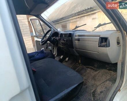 Білий ГАЗ 2705 Газель, об'ємом двигуна 2.46 л та пробігом 200 тис. км за 2000 $, фото 1 на Automoto.ua