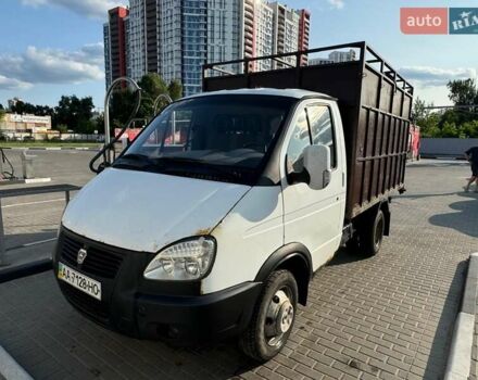 Белый ГАЗ 2752 Соболь, объемом двигателя 2.46 л и пробегом 300 тыс. км за 4000 $, фото 2 на Automoto.ua