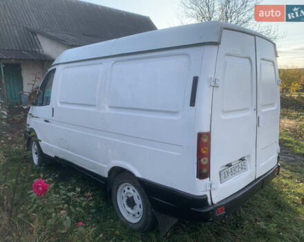 Белый ГАЗ 2752 Соболь, объемом двигателя 2.3 л и пробегом 130 тыс. км за 2500 $, фото 1 на Automoto.ua