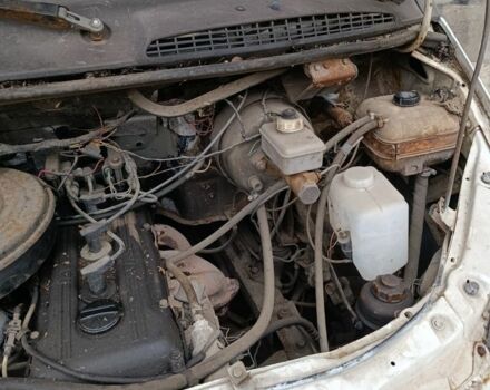 Белый ГАЗ 2752 Соболь, объемом двигателя 2.3 л и пробегом 22 тыс. км за 1000 $, фото 4 на Automoto.ua