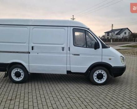 Белый ГАЗ 2752 Соболь, объемом двигателя 2.46 л и пробегом 214 тыс. км за 2200 $, фото 2 на Automoto.ua