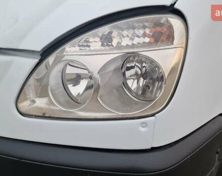 Белый ГАЗ 2752 Соболь, объемом двигателя 2.46 л и пробегом 214 тыс. км за 2200 $, фото 10 на Automoto.ua