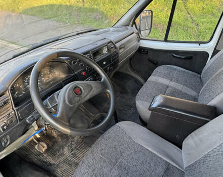 Белый ГАЗ 2752 Соболь, объемом двигателя 2.46 л и пробегом 200 тыс. км за 1850 $, фото 15 на Automoto.ua