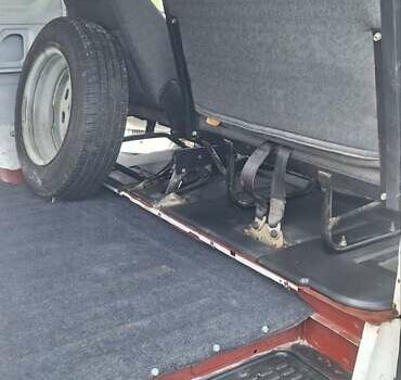 Белый ГАЗ 2752 Соболь, объемом двигателя 2.3 л и пробегом 88 тыс. км за 2300 $, фото 6 на Automoto.ua