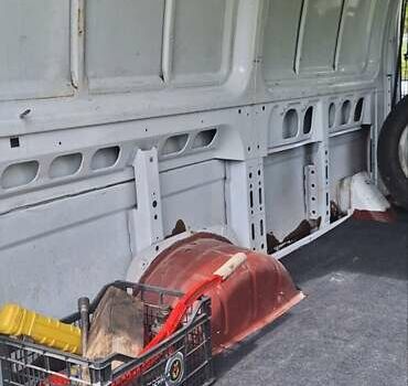 Белый ГАЗ 2752 Соболь, объемом двигателя 2.3 л и пробегом 88 тыс. км за 2300 $, фото 12 на Automoto.ua