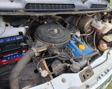 Белый ГАЗ 2752 Соболь, объемом двигателя 2.3 л и пробегом 88 тыс. км за 2300 $, фото 18 на Automoto.ua