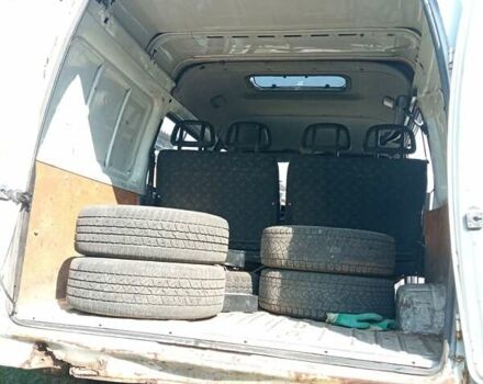Белый ГАЗ 2752 Соболь, объемом двигателя 2.29 л и пробегом 344 тыс. км за 2200 $, фото 3 на Automoto.ua