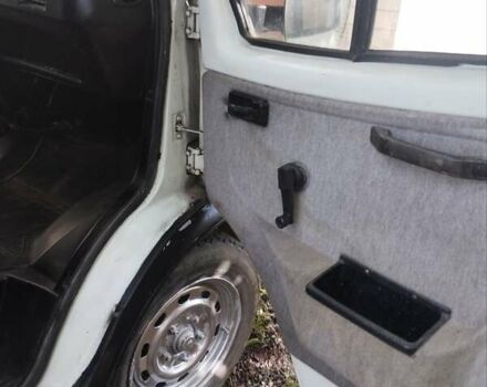 Білий ГАЗ 2752 Соболь, об'ємом двигуна 2.3 л та пробігом 97 тис. км за 1000 $, фото 7 на Automoto.ua