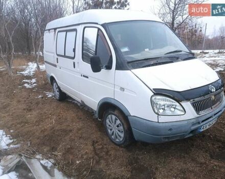 Белый ГАЗ 2752 Соболь, объемом двигателя 2.4 л и пробегом 200 тыс. км за 1450 $, фото 2 на Automoto.ua