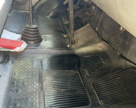 ГАЗ 2752 Соболь 2004 в Краснокутске на Automoto.ua Белый ГАЗ 2752 Соболь, объемом двигателя 2.14 л и пробегом 240 тыс. км за 2900 $, фото 5 на Automoto.ua