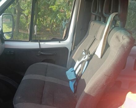 Белый ГАЗ 2752 Соболь, объемом двигателя 2.4 л и пробегом 193 тыс. км за 1700 $, фото 9 на Automoto.ua