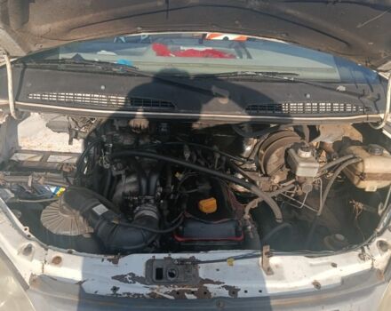 Белый ГАЗ 2752 Соболь, объемом двигателя 2.4 л и пробегом 193 тыс. км за 1700 $, фото 12 на Automoto.ua