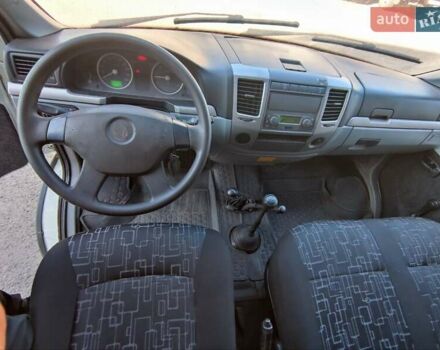 Белый ГАЗ 2752 Соболь, объемом двигателя 2.78 л и пробегом 172 тыс. км за 5500 $, фото 9 на Automoto.ua