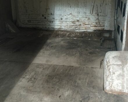 Белый ГАЗ 2752 Соболь, объемом двигателя 2.3 л и пробегом 150 тыс. км за 1300 $, фото 7 на Automoto.ua