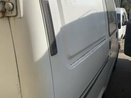 ГАЗ 2752 Соболь 2004 у Рівному на Automoto.ua Білий ГАЗ 2752 Соболь, об'ємом двигуна 2.3 л та пробігом 300 тис. км за 700 $, фото 1 на Automoto.ua