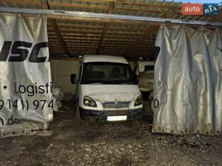 Белый ГАЗ 2752 Соболь, объемом двигателя 2.13 л и пробегом 200 тыс. км за 2100 $, фото 1 на Automoto.ua