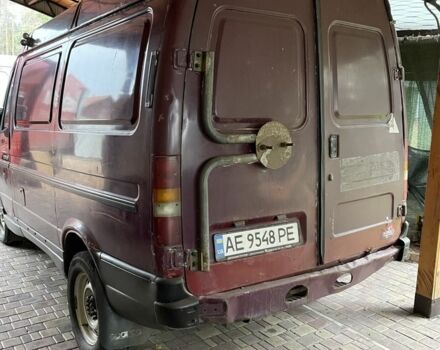 ГАЗ 2752 Соболь 2003 в Славянске на Automoto.ua Красный ГАЗ 2752 Соболь, объемом двигателя 2.3 л и пробегом 150 тыс. км за 1500 $, фото 2 на Automoto.ua