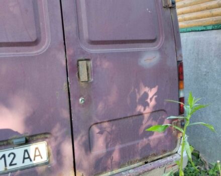 Красный ГАЗ 2752 Соболь, объемом двигателя 2.3 л и пробегом 2 тыс. км за 239 $, фото 3 на Automoto.ua