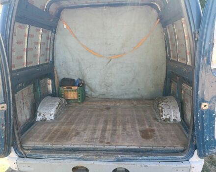 ГАЗ 2752 Соболь 2002 у Кам'янське (Дніпродзержинськ) на Automoto.ua Синій ГАЗ 2752 Соболь, об'ємом двигуна 2.3 л та пробігом 200 тис. км за 2100 $, фото 5 на Automoto.ua