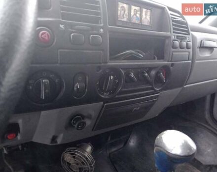 Синий ГАЗ 2752 Соболь, объемом двигателя 2.3 л и пробегом 126 тыс. км за 3000 $, фото 9 на Automoto.ua