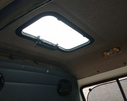 Зелений ГАЗ 2752 Соболь, об'ємом двигуна 2.7 л та пробігом 130 тис. км за 1360 $, фото 4 на Automoto.ua