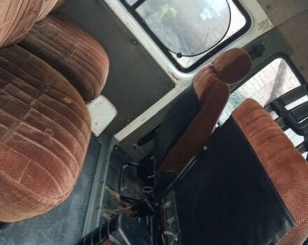 Зелений ГАЗ 2752 Соболь, об'ємом двигуна 2.7 л та пробігом 130 тис. км за 1360 $, фото 12 на Automoto.ua