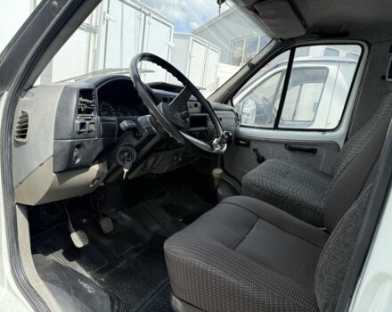 Белый ГАЗ 3102 Волга, объемом двигателя 2.4 л и пробегом 124 тыс. км за 3500 $, фото 13 на Automoto.ua