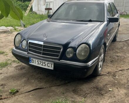 Білий ГАЗ 3102 Волга, об'ємом двигуна 2.3 л та пробігом 300 тис. км за 2600 $, фото 1 на Automoto.ua