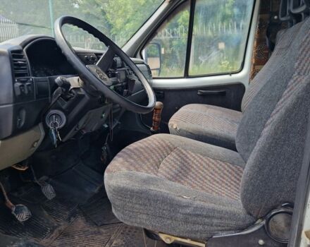 Білий ГАЗ 3102 Волга, об'ємом двигуна 2.3 л та пробігом 385 тис. км за 3300 $, фото 3 на Automoto.ua