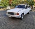 Белый ГАЗ 3102 Волга, объемом двигателя 2 л и пробегом 500 тыс. км за 550 $, фото 1 на Automoto.ua