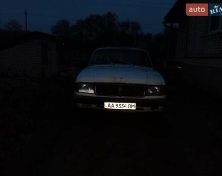 Белый ГАЗ 3102 Волга, объемом двигателя 2.45 л и пробегом 100 тыс. км за 1700 $, фото 3 на Automoto.ua
