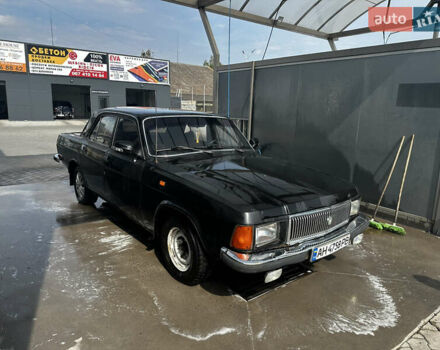 Черный ГАЗ 3102 Волга, объемом двигателя 2.45 л и пробегом 167 тыс. км за 600 $, фото 1 на Automoto.ua