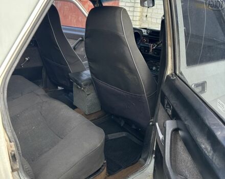 Серый ГАЗ 3102 Волга, объемом двигателя 2.45 л и пробегом 169 тыс. км за 800 $, фото 10 на Automoto.ua