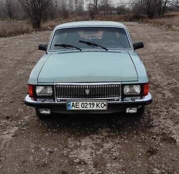 Сірий ГАЗ 3102 Волга, об'ємом двигуна 2.4 л та пробігом 100 тис. км за 1000 $, фото 1 на Automoto.ua