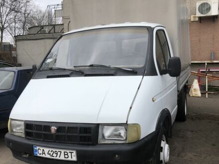 ГАЗ 3102 Волга 2000 у Черкасах на Automoto.ua Сірий ГАЗ 3102 Волга, об'ємом двигуна 2.4 л та пробігом 10 тис. км за 135000 $, фото 1 на Automoto.ua